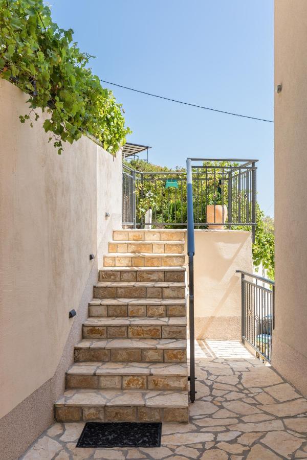 מימיצה Luxurious Apartments Bona Fide מראה חיצוני תמונה